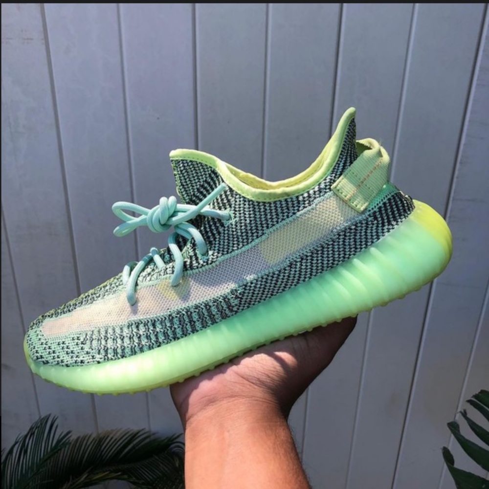 Yeezy 350v2 boost yeezreal reflective VNDS SIZE9.5